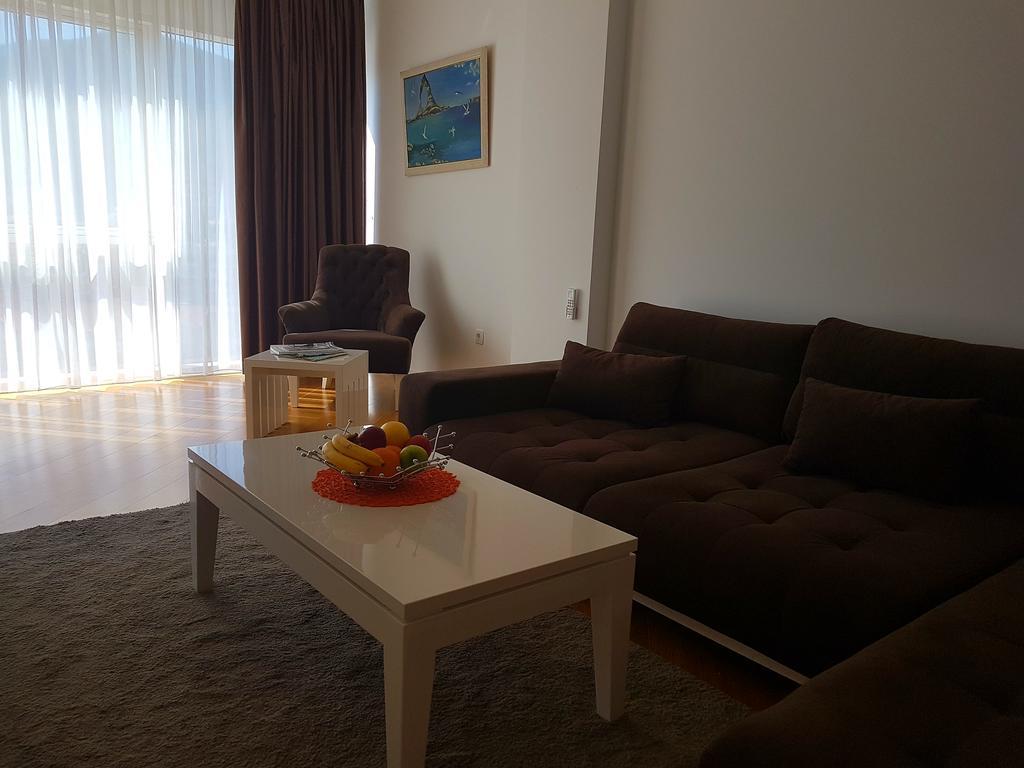 Apartment Tc Lux Vlsb Budva Dış mekan fotoğraf